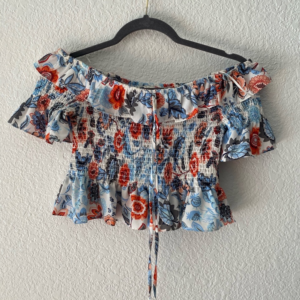 Floral off shoulder Crop-Top from Boutique